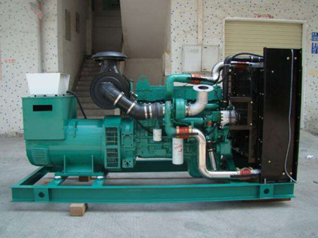 上林1100kw康明斯柴油发电机组图片 上林1100kw康明斯柴油发电机组图片