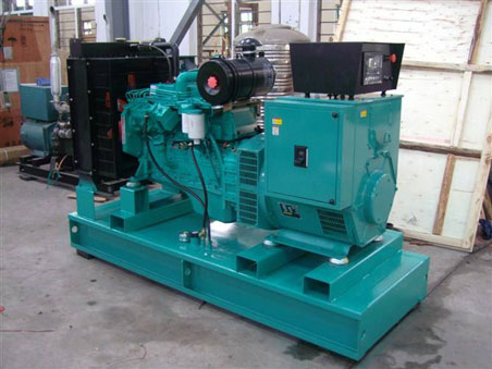 上林200kw康明斯柴油发电机组图片 上林200kw康明斯柴油发电机组图片